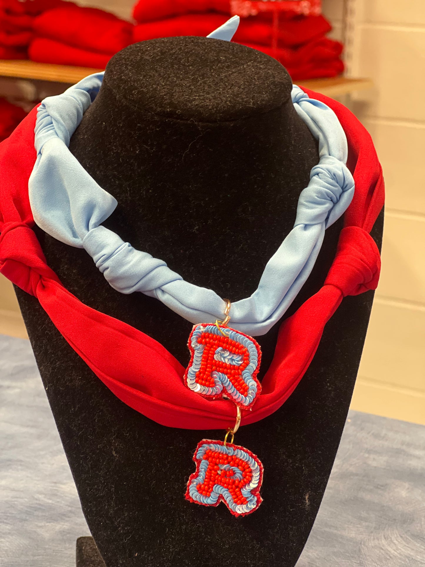 Ladies "R" scarf necklace